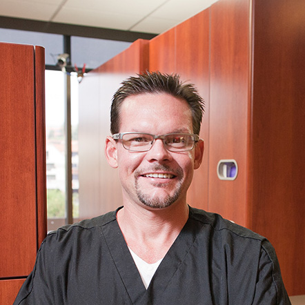 Dr Keith Henderson